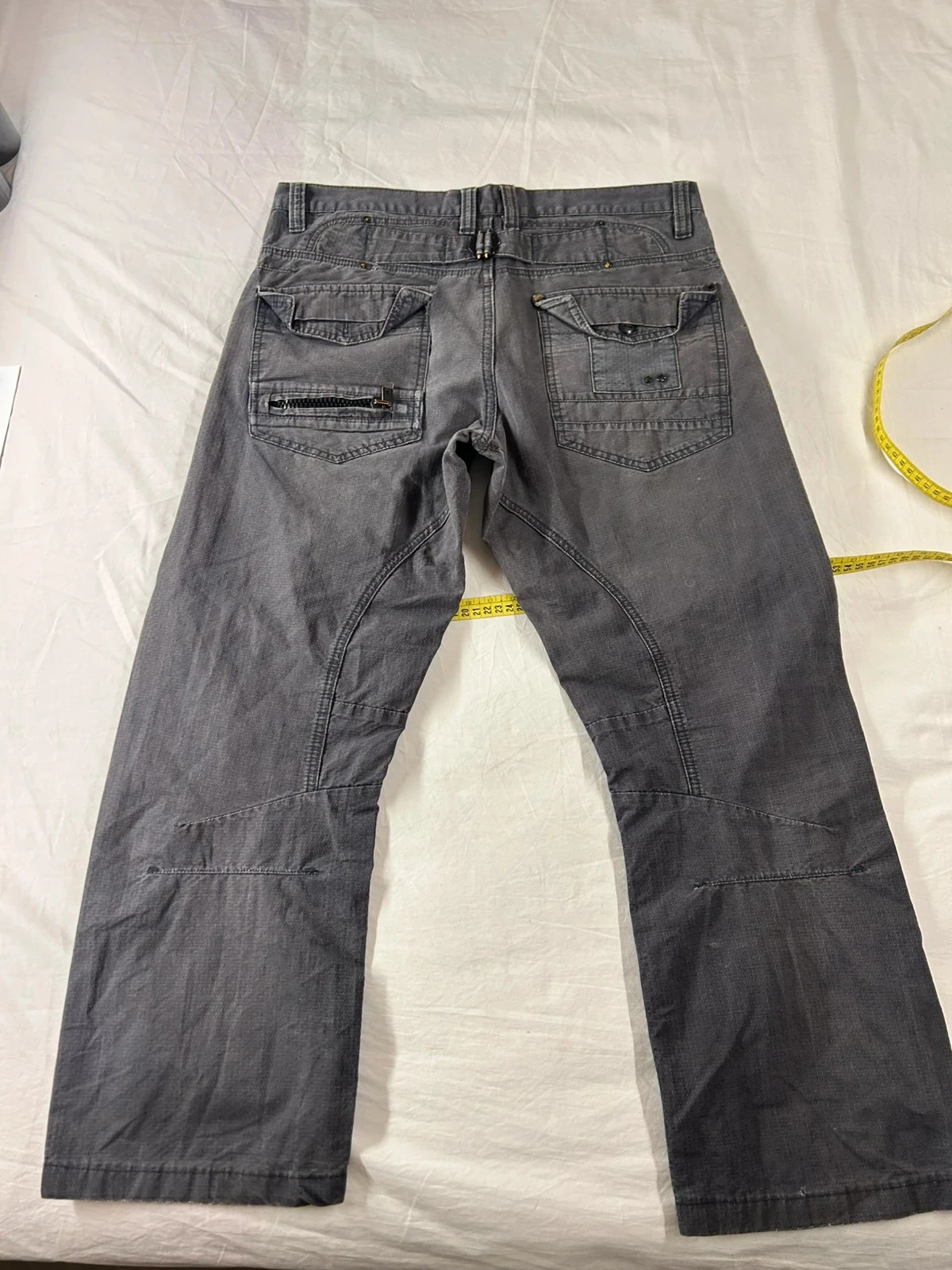 Pantalón corto gris vintage Celio estilo retro y2k – photo 12
